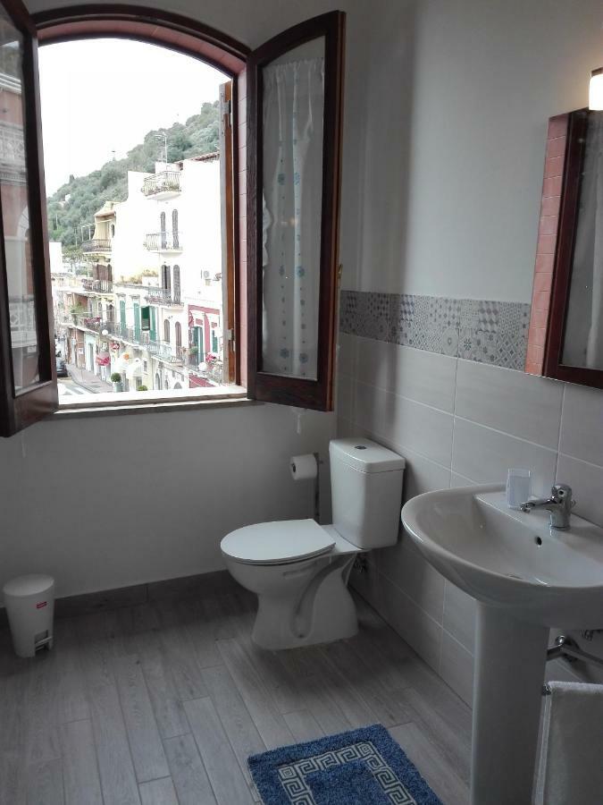 Plaza Daire Giardini Naxos Dış mekan fotoğraf