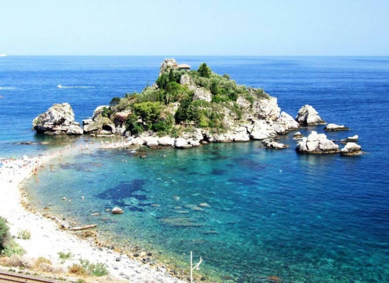 Plaza Daire Giardini Naxos Dış mekan fotoğraf